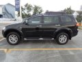 Mitsubishi Montero GLS V AT 2F4U Fortuner for sale-3
