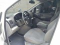Well Kept 2009 Hyundai Starex CVX VGT For Sale-5
