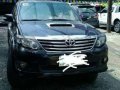 Fortuner V top of the line rush diesel for sale -1
