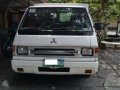 Mitsubishi L300 Van-2