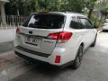 Subaru Outback 2010 like new for sale -2