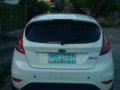 2011 Ford Fiesta hatchback-5