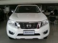 FOR SALE WHITE Nissan NP300 Navara 2017-4