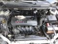 Toyota altis 2005 Automatic transmission.Casa maintained. Same as vios-8