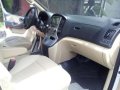 Good Condition 2011 Hyundai Grand Starex Gold AT For Sale-1