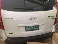 2013 Hyundai Starex Gold CRDI Captains Swivel Seats Top of the Line-2