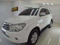 2011 toyota fortuner G diesel-1