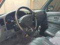 Toyota Hilux SR5 LN166 4x4-3