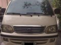 2001 Toyota Hiace 2.0L-0