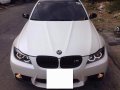 FOR SALE WHITE BMW 320i 2007-1