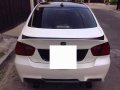 FOR SALE WHITE BMW 320i 2007-3