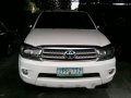 FOR SALE WHITE Toyota Fortuner 2009-2