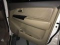 Fortuner 2013 V 4x2 Diesel Pearl White AT-6