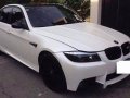 FOR SALE WHITE BMW 320i 2007-0