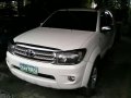 FOR SALE WHITE Toyota Fortuner 2009-3