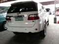 FOR SALE WHITE Toyota Fortuner 2009-5