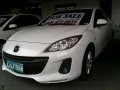 FOR SALE WHITE Mazda 3 2013-4