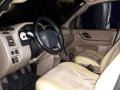 2003 Ford Escape XLT 4 x 4 MT alt to crv tucson vitara forester-6