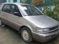 Mitsubishi space wagon-8