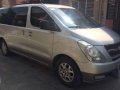 Hyundai Grand Starex 2009 AT Silver For Sale -0