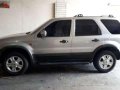 2003 Ford Escape XLT 4 x 4 MT alt to crv tucson vitara forester-0