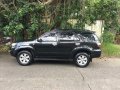 Toyota Fortuner 2010 BLACK FOR SALE-2