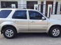 Ford Escape 4x2 XLS for sale-2