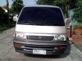 Toyota Hiace Van 3.0 Diesel supercustom Manual rare 1KZ urvan starex-3