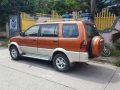 Isuzu Crosswind Xuv 2003 Orange For Sale -3