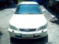 Honda accord 2000-1