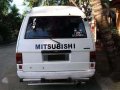 Mitsubishi L300 Van-1