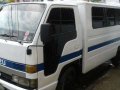 Isuzu Elf FB type 2005 model diesel manual for sale -1
