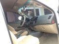 2012 fortuner G manual 4x2-5