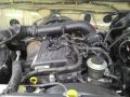 2005 Toyota hilux - Automatic gasoline for sale-11