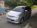 Toyota Innova V 2010-4