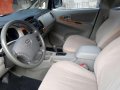 Innova g diesel automatic 2010 1st own-4