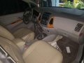 Toyota Innova G Gas manual transmission 2009 model-3