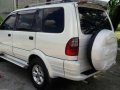 Isuzu crosswind xuvi matic 2004-1