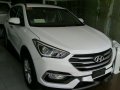 Hyundai Santa Fe 2017 White for sale-1