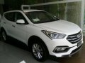 Hyundai Santa Fe 2017 White for sale-0