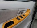 Toyota Innova G 2011 2.5 AT Brown For Sale -3