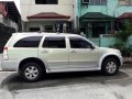 Isuzu alterra 2009mdl 4x4 AT diesel 525k vs fortuner and montero-8