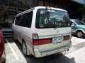 Toyota Hi Ace Super Grandia 3.0-1