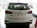 Hyundai Santa Fe 2017 White for sale-7