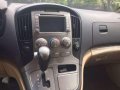 Hyundai Grand Starex Gold 2014 for sale -10