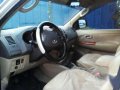 Toyota Fortuner g manual 2010 low mileage-3