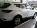 Hyundai Santa Fe 2017 White for sale-6