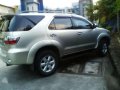 Toyota Fortuner g manual 2010 low mileage-2