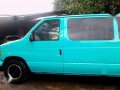 FORD e150 Chateau SUV-3