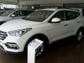 Hyundai Santa Fe 2017 White for sale-5